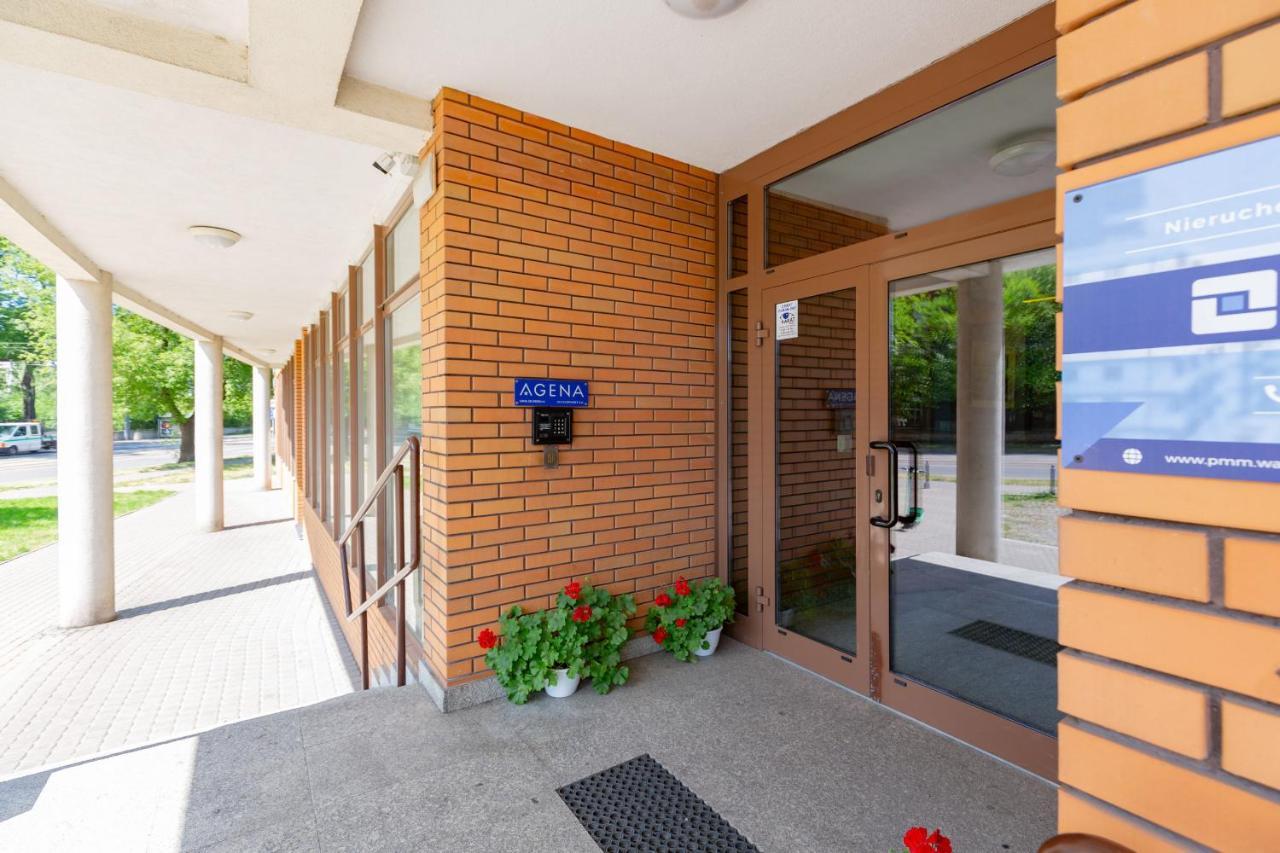 Cozy Apartment With Balcony Warszawa By Noclegi Renters Экстерьер фото